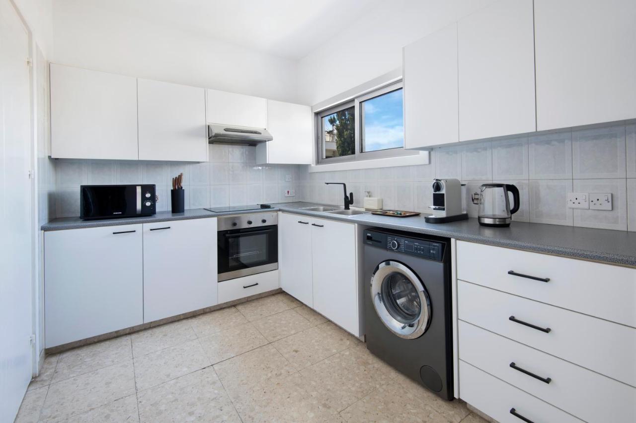 Urban Condo 12 - 2 Bdr Nicosia Luaran gambar